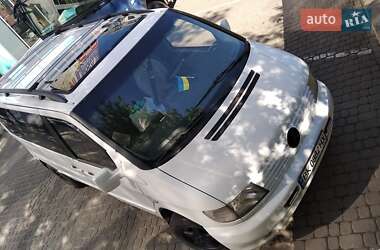 Минивэн Mercedes-Benz Vito 2003 в Сарнах