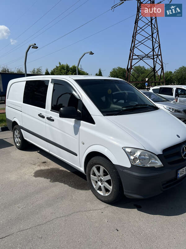 Mercedes-Benz Vito 2012