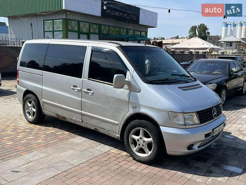 Мінівен Mercedes-Benz Vito 2001 в Києві