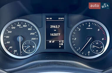 Грузовой фургон Mercedes-Benz Vito 2021 в 