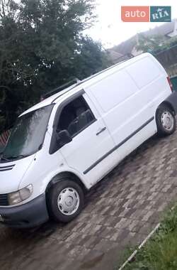Грузовой фургон Mercedes-Benz Vito 2001 в Черновцах