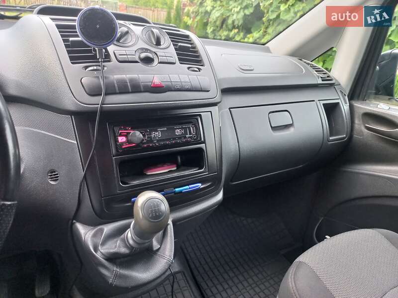 Вантажний фургон Mercedes-Benz Vito 2014 в Львові