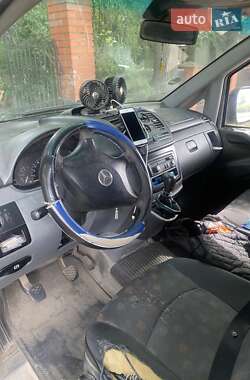 Вантажний фургон Mercedes-Benz Vito 2004 в  фото 4 Вантажний фургон Mercedes-Benz Vito 2004 в