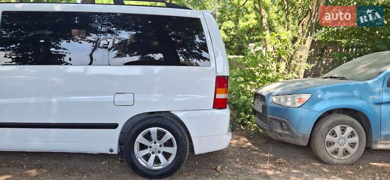 Минивэн Mercedes-Benz Vito 2001 в Черновцах