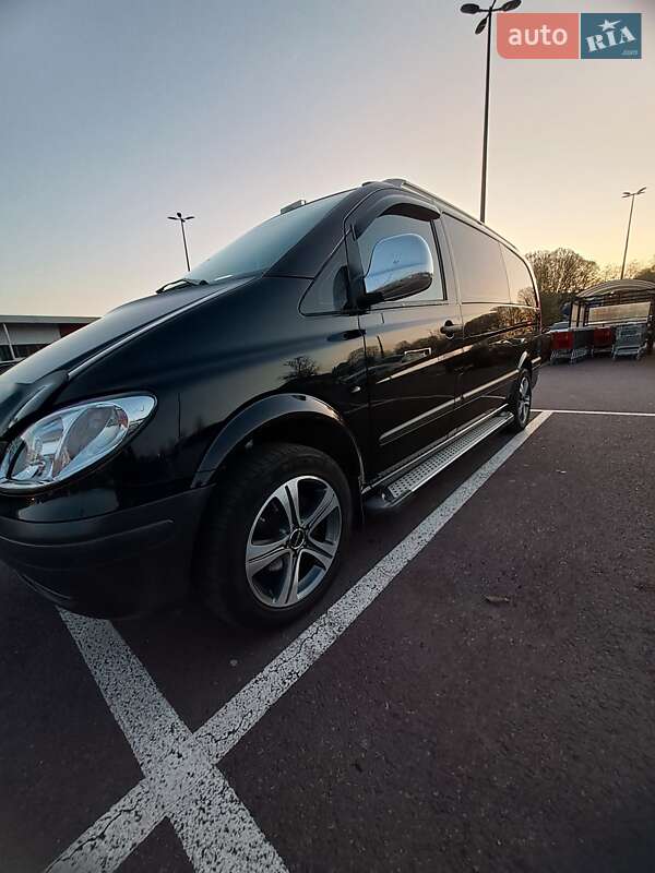 Минивэн Mercedes-Benz Vito 2006 в Черновцах