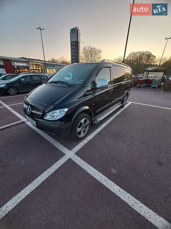 Минивэн Mercedes-Benz Vito 2006 в Черновцах