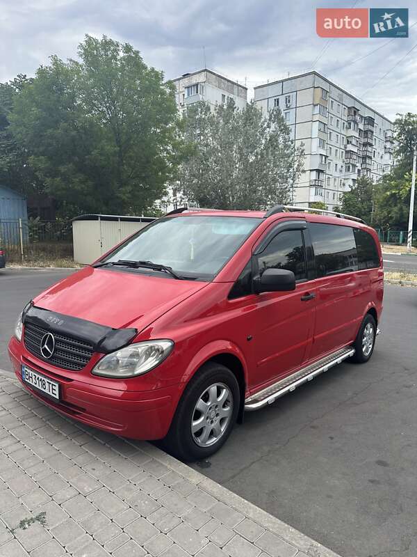 Минивэн Mercedes-Benz Vito 2010 в Черноморске