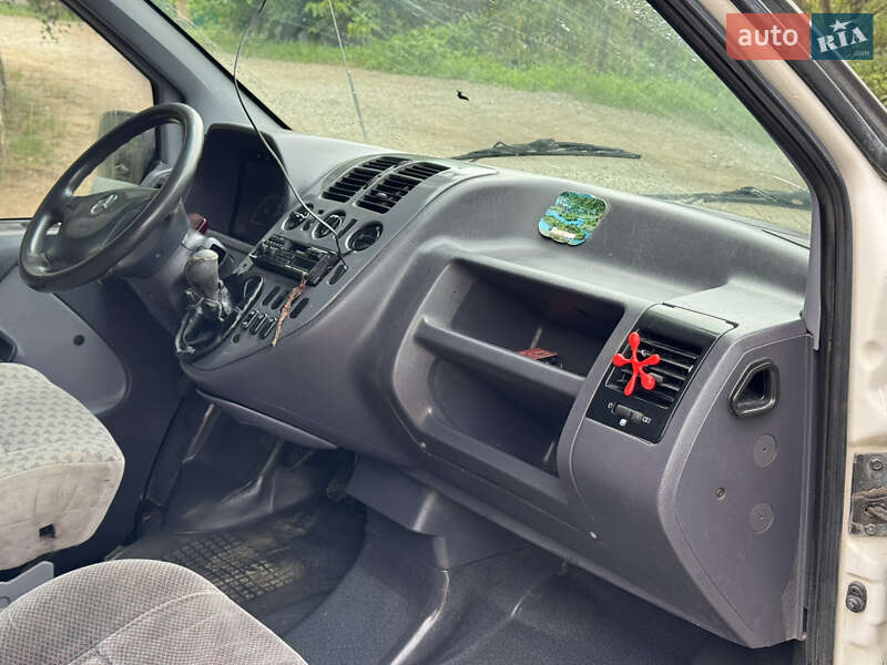 Минивэн Mercedes-Benz Vito 2000 в Черновцах