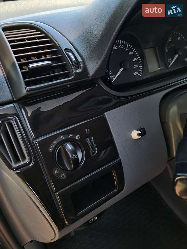 Минивэн Mercedes-Benz Vito 2008 в Шептицькому