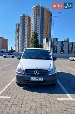 Вантажний фургон Mercedes-Benz Vito 2011 в Києві
