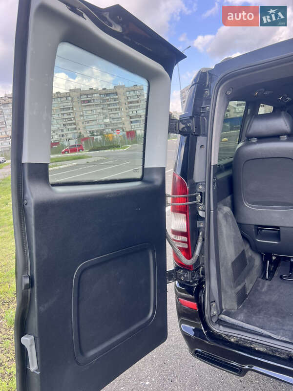 Минивэн Mercedes-Benz Vito 2004 в Киеве