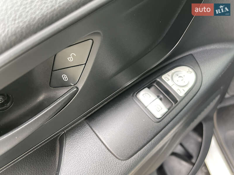 Вантажний фургон Mercedes-Benz Vito 2016 в Рівному фото 22 Вантажний фургон Mercedes-Benz Vito 2016 в Рівному