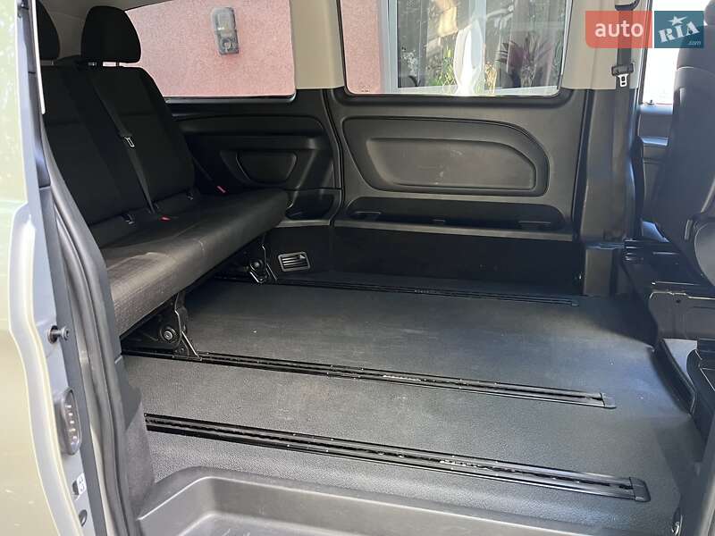 Мінівен Mercedes-Benz Vito 2019 в Івано-Франківську