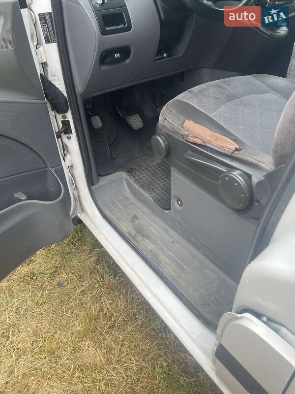 Мінівен Mercedes-Benz Vito 2005 в Снятині