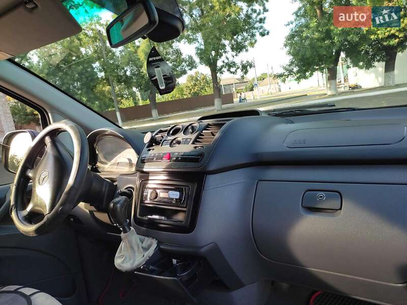 Минивэн Mercedes-Benz Vito 2006 в Измаиле