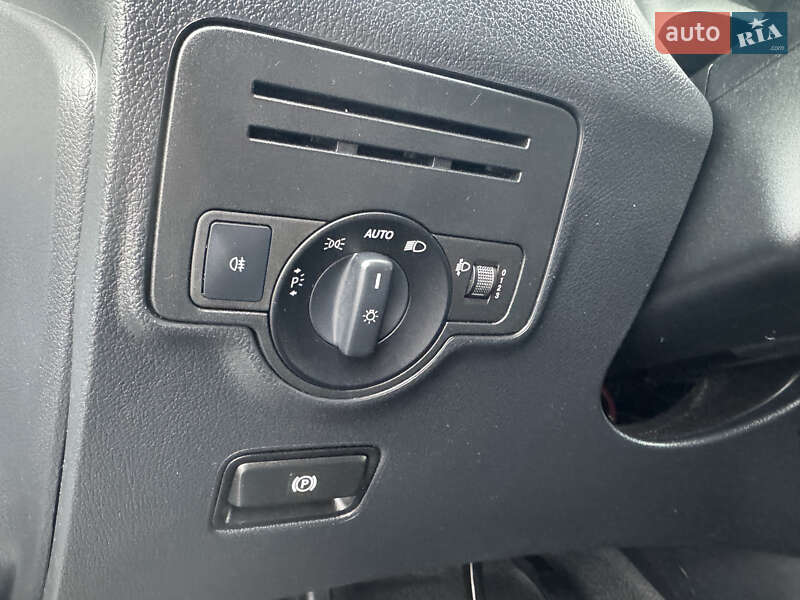 Мінівен Mercedes-Benz Vito 2020 в Рівному