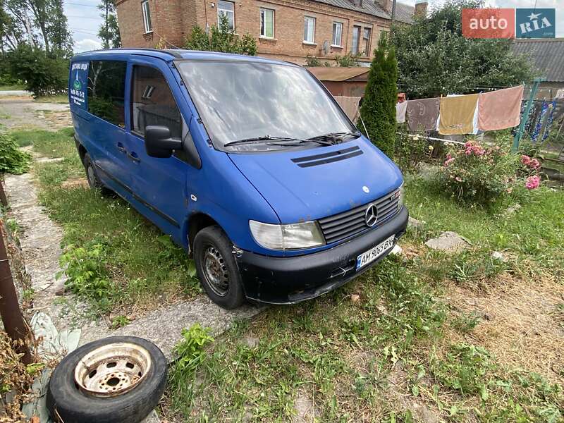 Грузовой фургон Mercedes-Benz Vito 2002 в Бердичеве