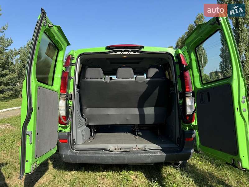 Мінівен Mercedes-Benz Vito 2006 в Новодністровську
