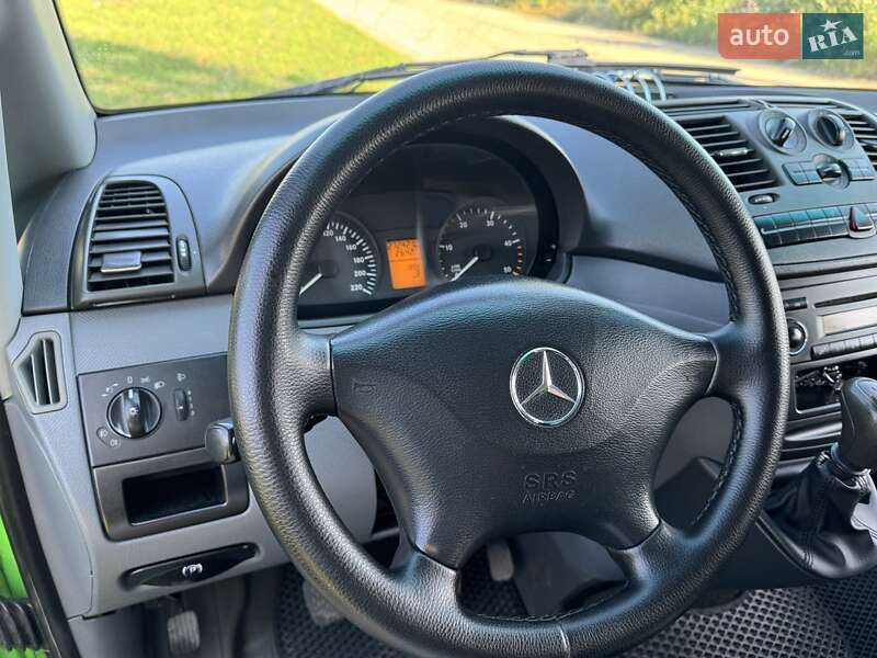 Мінівен Mercedes-Benz Vito 2006 в Новодністровську