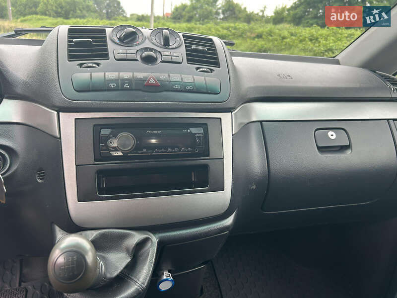 Минивэн Mercedes-Benz Vito 2011 в Мукачево