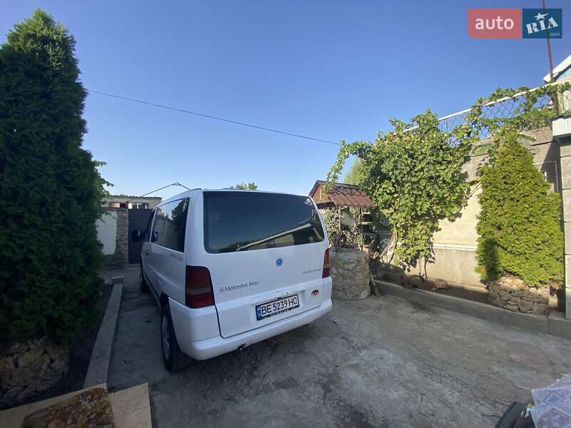 Минивэн Mercedes-Benz Vito 2000 в Одессе