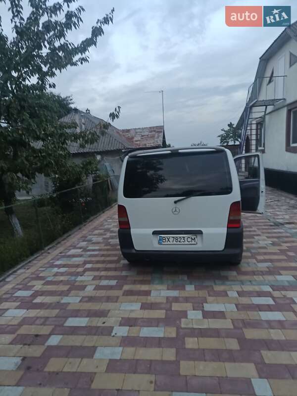 Минивэн Mercedes-Benz Vito 2003 в 