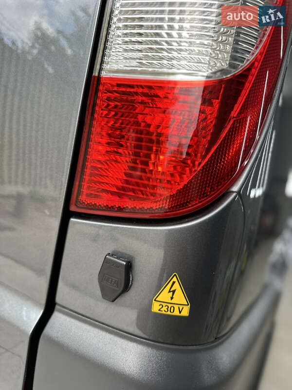 Минивэн Mercedes-Benz Vito 2014 в Ужгороде