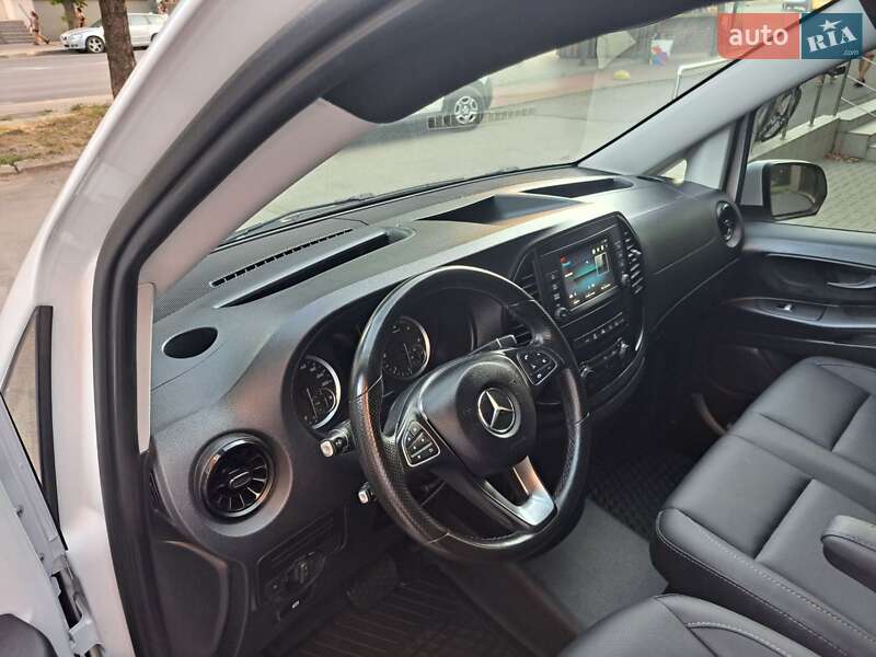 Минивэн Mercedes-Benz Vito 2020 в Черновцах