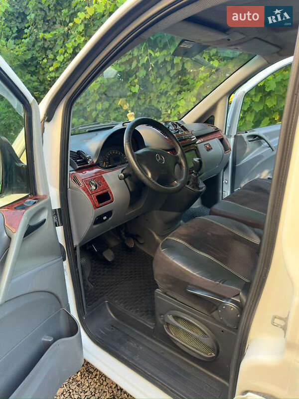 Минивэн Mercedes-Benz Vito 2005 в Иршаве