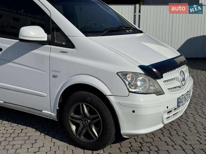 Вантажний фургон Mercedes-Benz Vito 2012 в Мукачевому