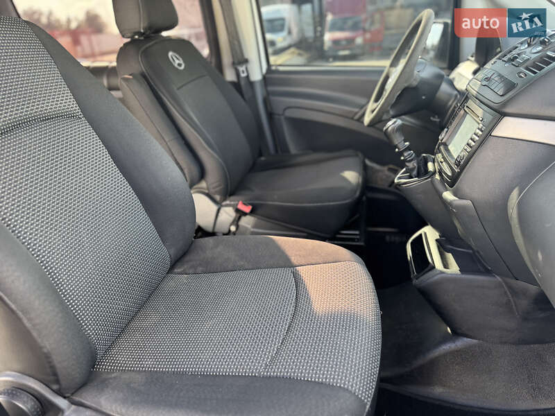 Вантажний фургон Mercedes-Benz Vito 2012 в Мукачевому