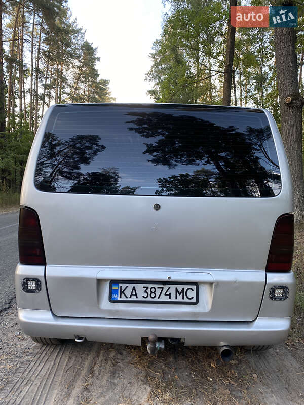 Минивэн Mercedes-Benz Vito 2003 в Буче