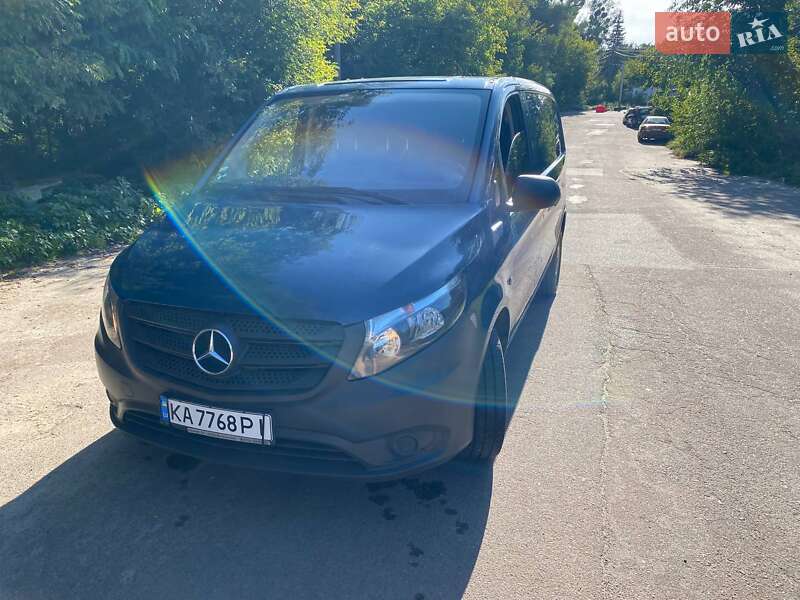 Грузовой фургон Mercedes-Benz Vito 2016 в Киеве