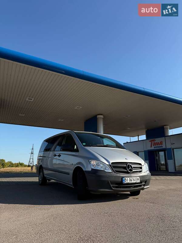 Минивэн Mercedes-Benz Vito 2013 в Хороле