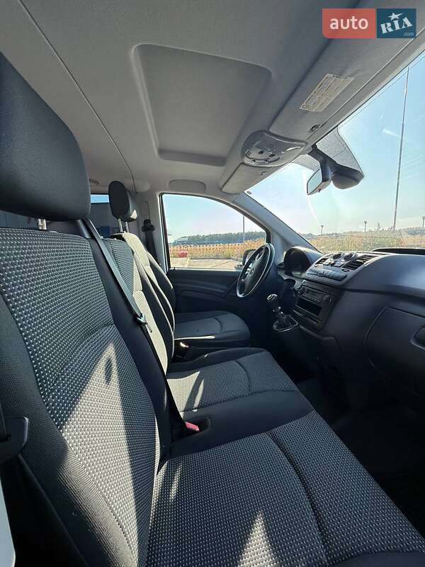 Минивэн Mercedes-Benz Vito 2013 в Хороле