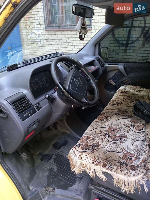 Мінівен Mercedes-Benz Vito 1997 в Запоріжжі