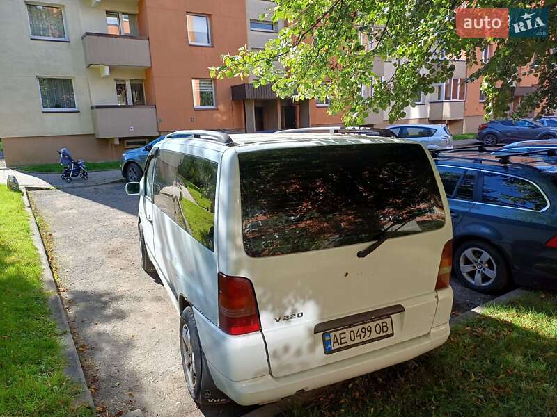 Минивэн Mercedes-Benz Vito 2003 в Каменском