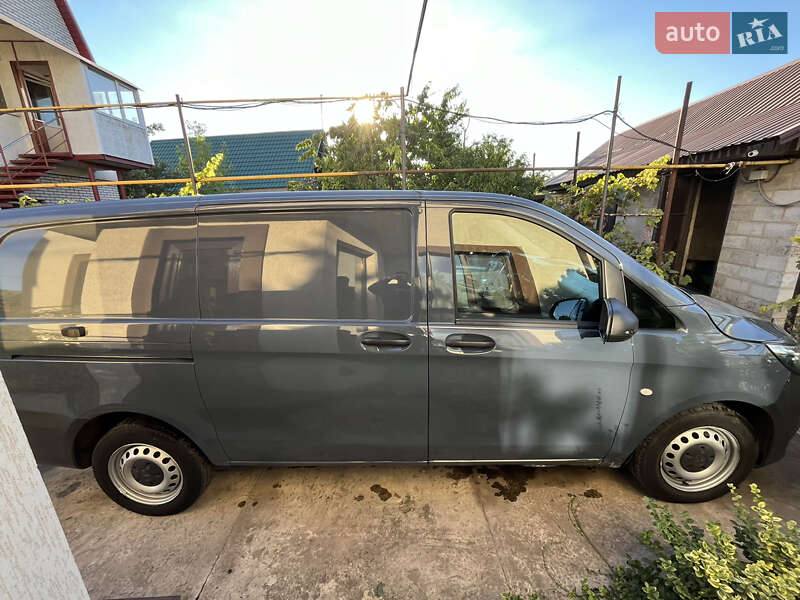 Вантажний фургон Mercedes-Benz Vito 2021 в Львові