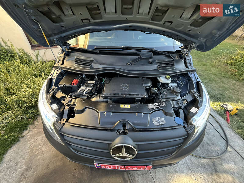 Вантажний фургон Mercedes-Benz Vito 2021 в Львові