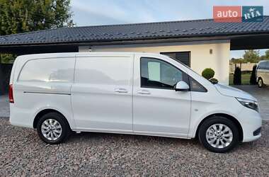 Грузовой фургон Mercedes-Benz Vito 2020 в 