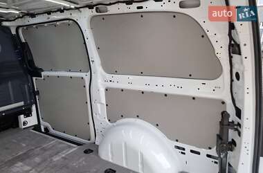 Грузовой фургон Mercedes-Benz Vito 2020 в 