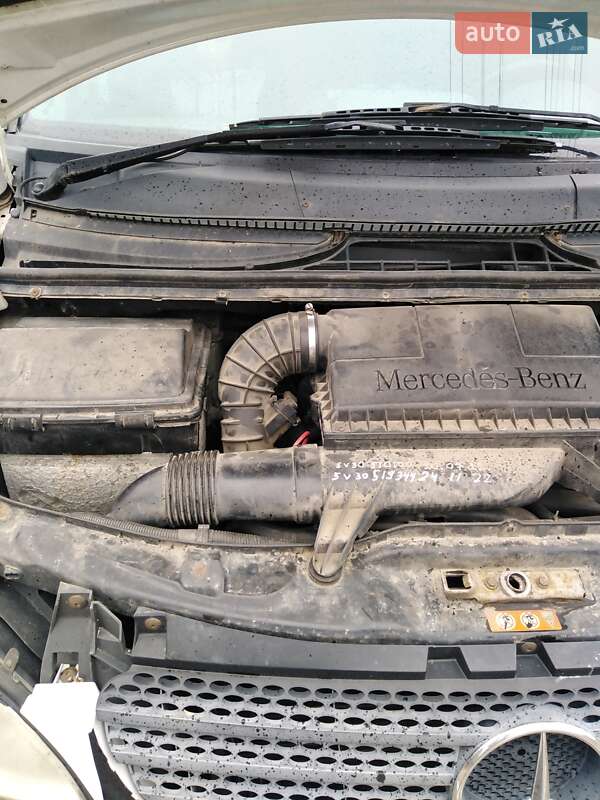 Минивэн Mercedes-Benz Vito 2005 в Узине фото 12 Минивэн Mercedes-Benz Vito 2005 в Узине