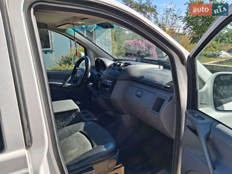 Минивэн Mercedes-Benz Vito 2008 в Киеве