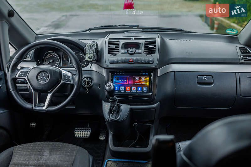 Минивэн Mercedes-Benz Vito 2011 в Черновцах