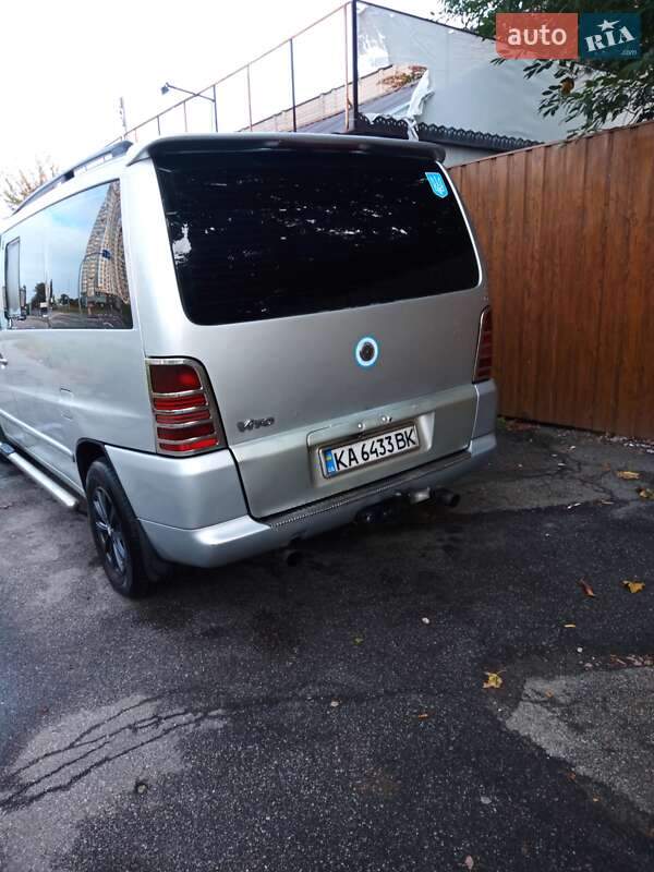 Минивэн Mercedes-Benz Vito 2001 в Киеве