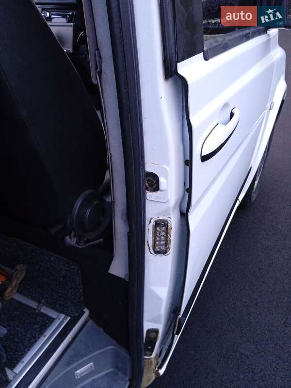 Минивэн Mercedes-Benz Vito 2009 в Киеве