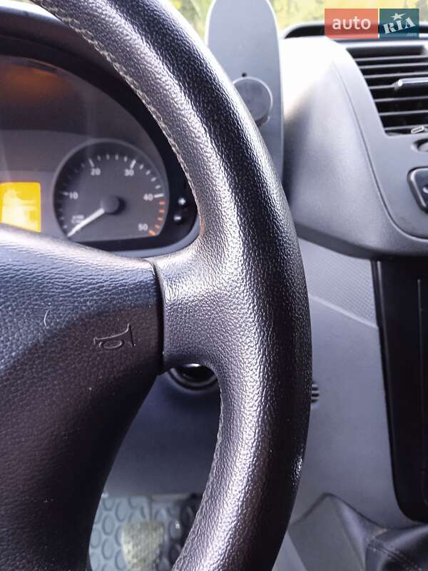 Минивэн Mercedes-Benz Vito 2009 в Киеве
