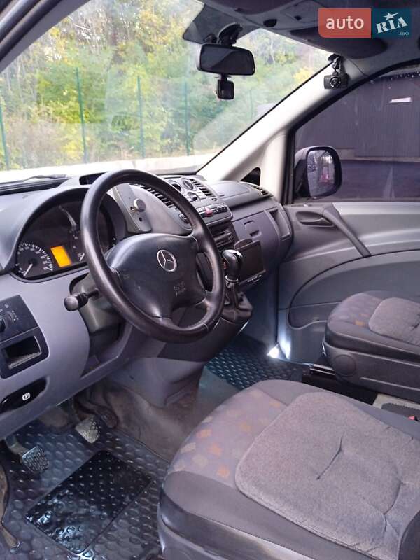 Минивэн Mercedes-Benz Vito 2009 в Киеве