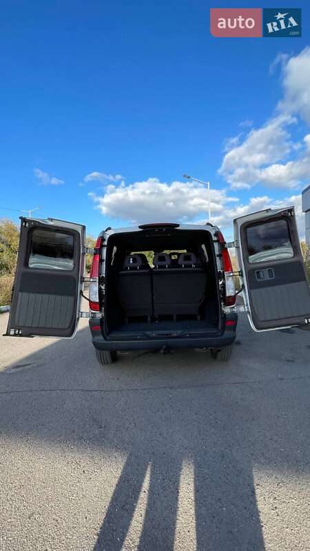 Мінівен Mercedes-Benz Vito 2006 в Нововолинську