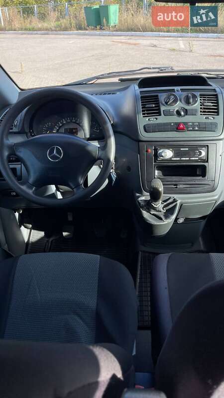 Мінівен Mercedes-Benz Vito 2006 в Нововолинську